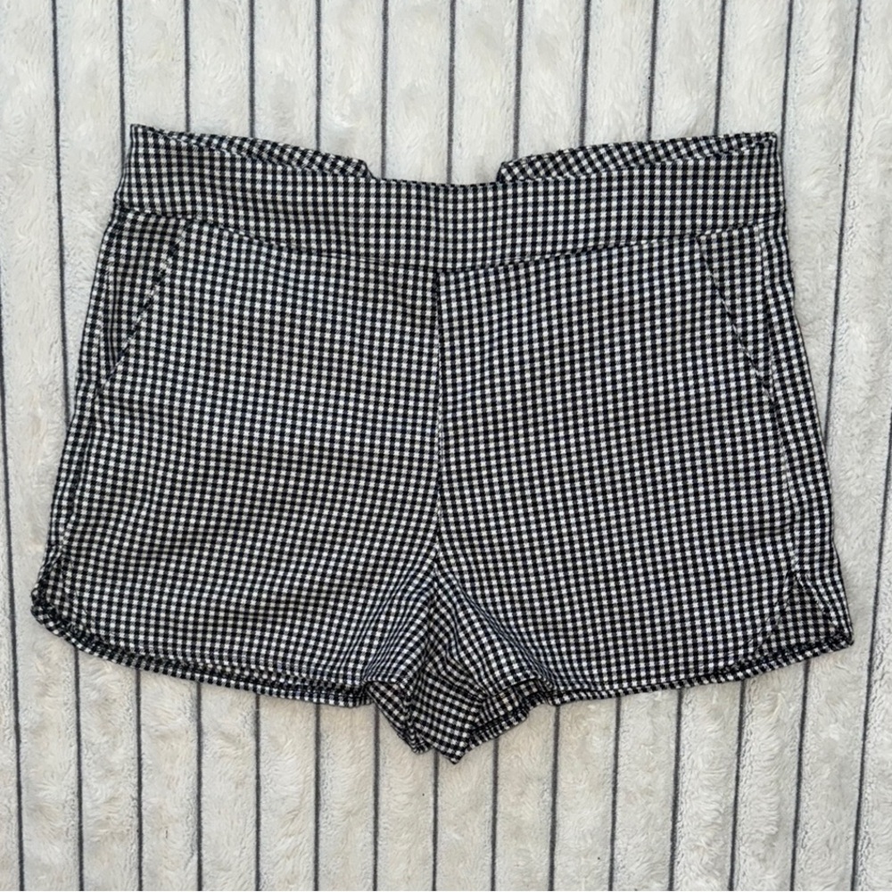 Brandy Melville High Waist Black and White Shorts